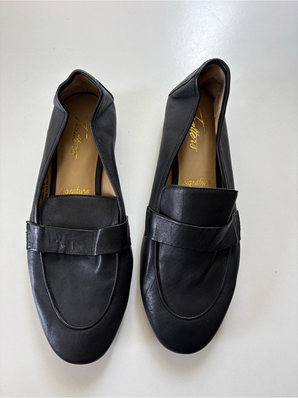 Trotters Black Leather Loafers 8